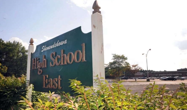 ny-high-school-prayer-rooms-for-ramadan.jpg